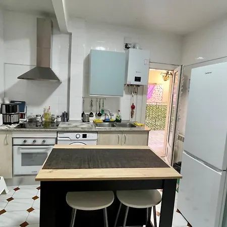 Apartamento Vut La Escuela *