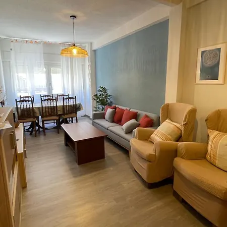 Apartamento Vut La Escuela *