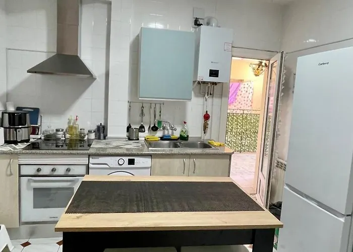 아파트 Vut La Escuela *