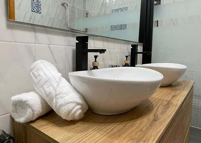 아파트 Vut La Escuela *