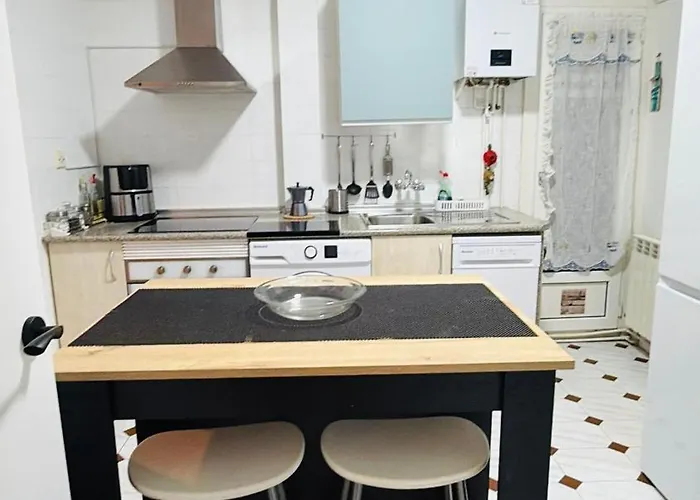 Vut La Escuela Apartment *
